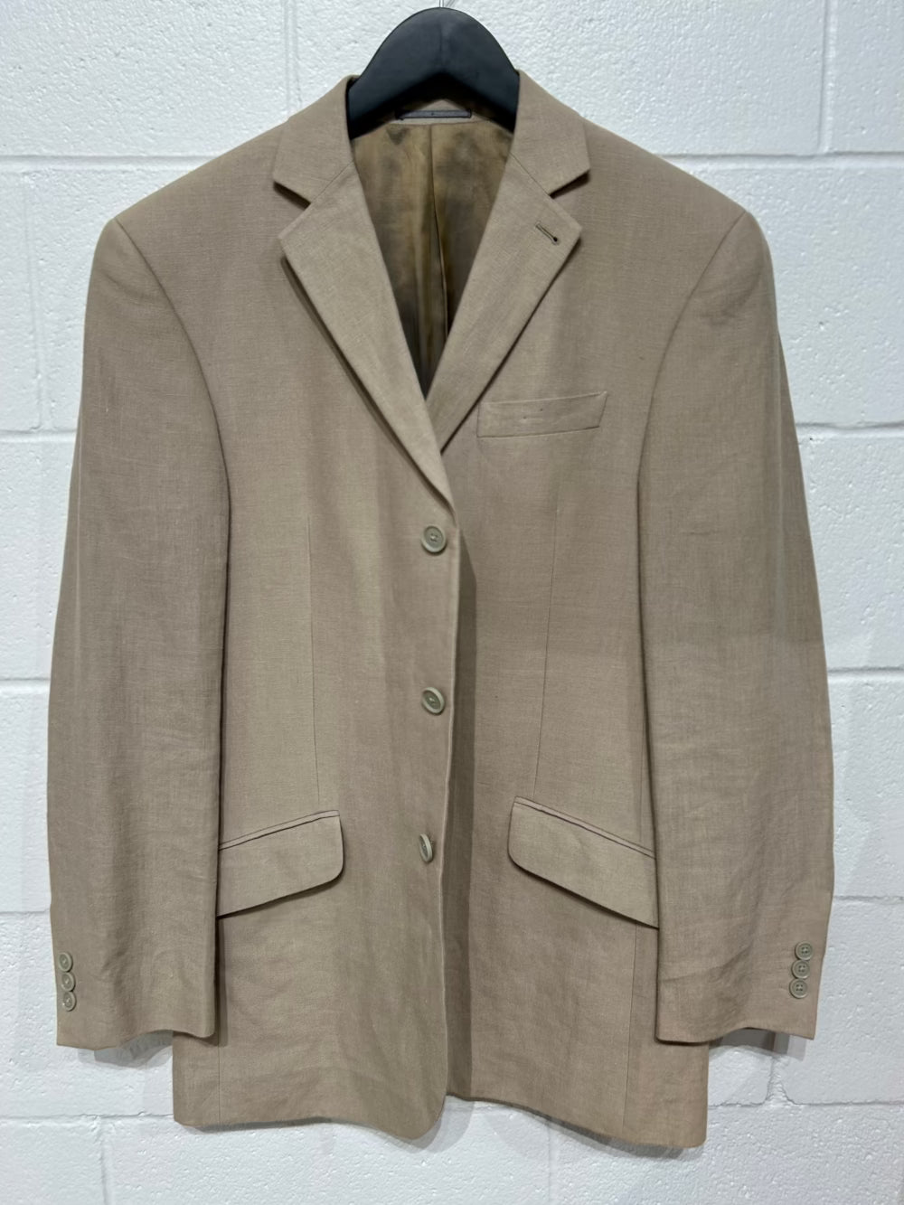 Men s Blazer 36R seems more like 38L 100 Linen Grant Fit Tan Nex Circularity Boutique