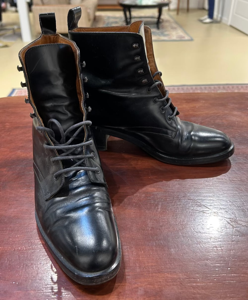 Women's Shoes - 6.5M -7 US, Black Leather Boots, Leather Sole with Topy, Joan & David