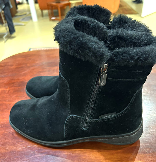 Women's Shoes - US 91/2  Black Waterproof, Suede Faux Fur Zip Boots Blondo