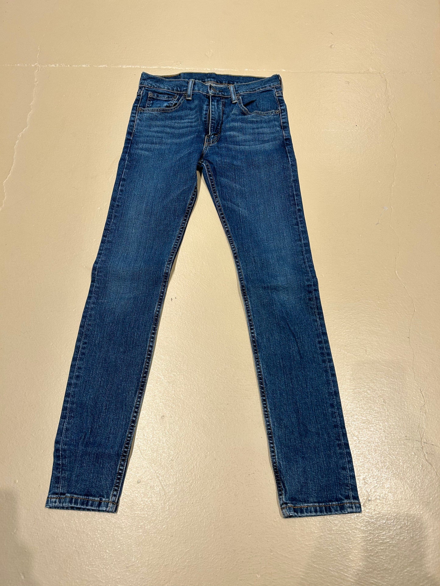 Men's Jeans 30 x 32, 519 Skinny - Mid Wash Denim, Levi Strauss & Co