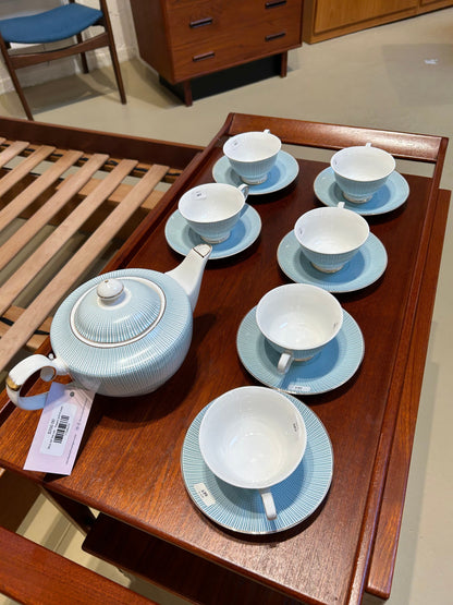 Local Pickup Only - Blue dot tea set - Teapot and 6 cups