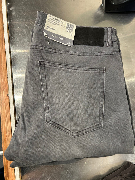 DL1961 - 34 Nick Slim Bark Brown "Dewey" Jeans Men High Retention Stretch