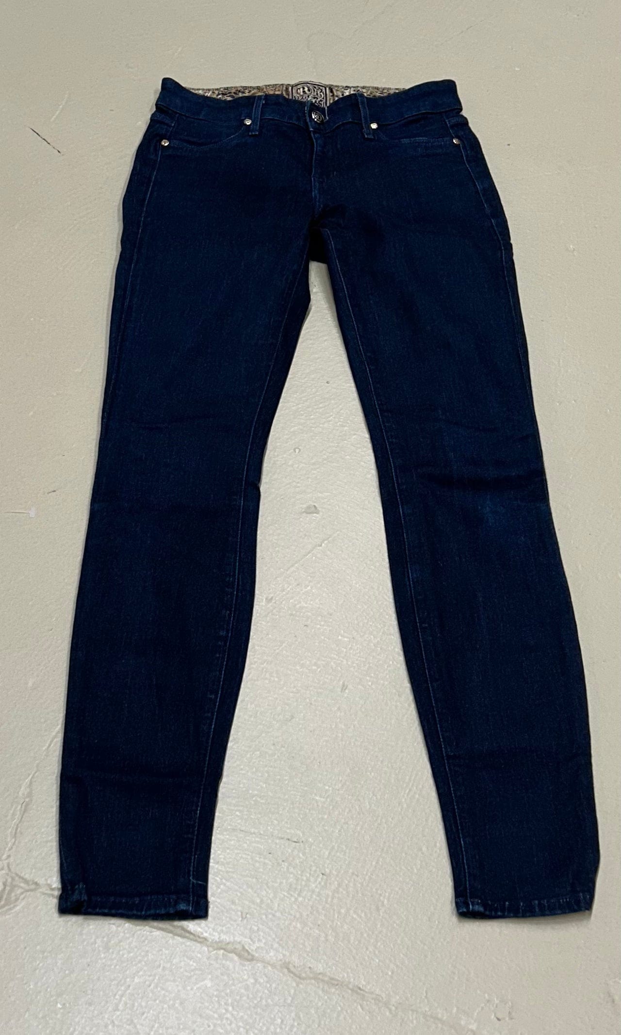 Women's Jeans 26, Skinny, No Holes - Dark Wash Denim, Rich and Skinny