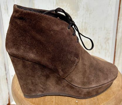 Women's Shoes - no size marked, approximately 7.5-8 US, Enjoy by Enrico Lugani, Chocolate Brown Suede Leather Lace-up Ankle Boots, Covered Wedge Heel Platform