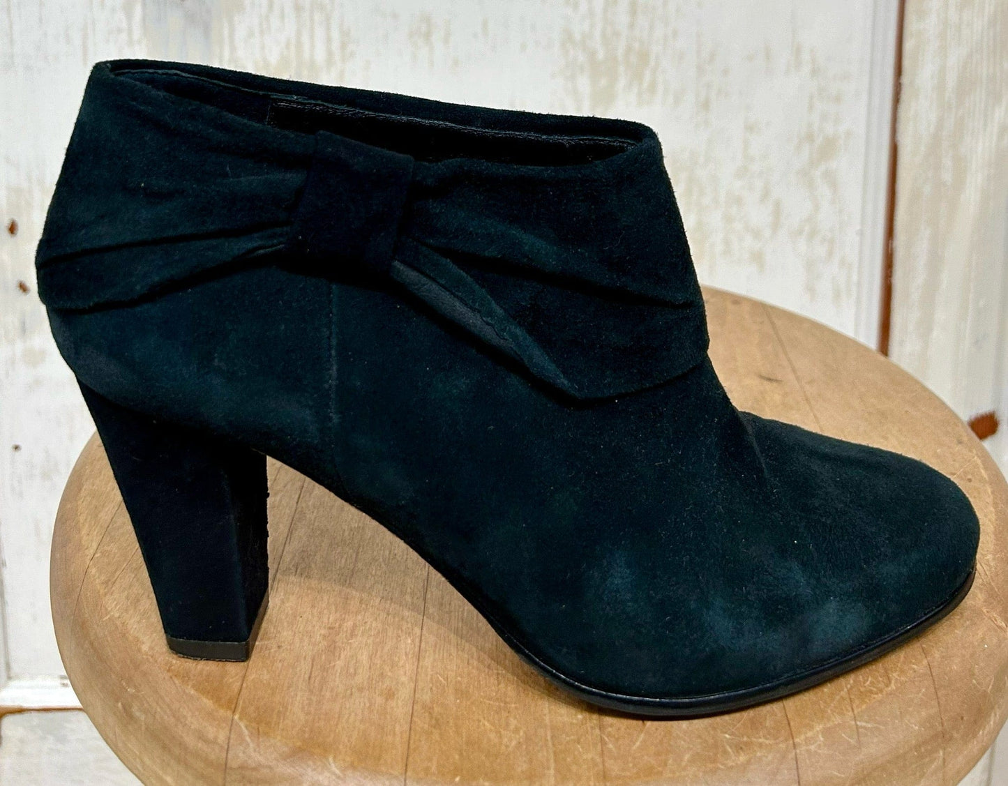 Women's Shoes - 7.5 US, Kate Spade Black Suede Leather Ankle Boots, Bow, Leather Sole w Half Topy, Almond toe