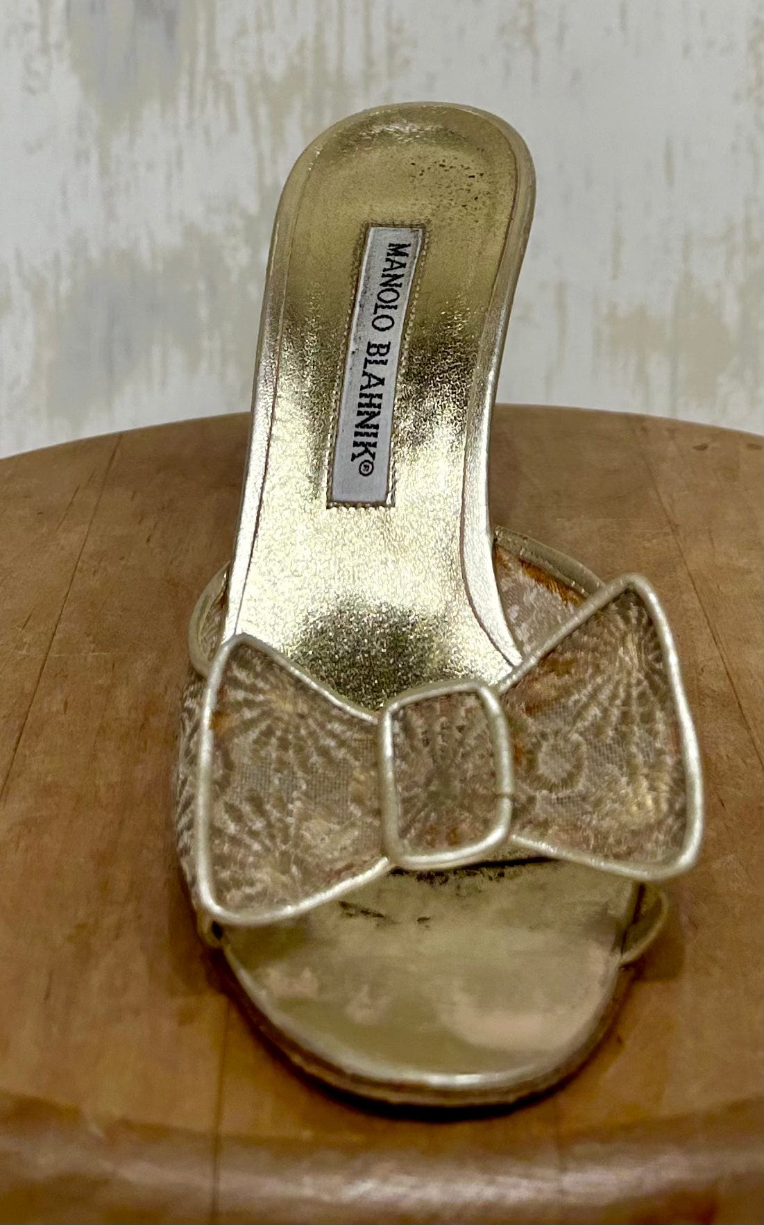 Women's Shoes - 36 EU (approx. 6 US), Manolo Blahnik Champagne Gold Mule Bow Sandal Leather Sole Heels