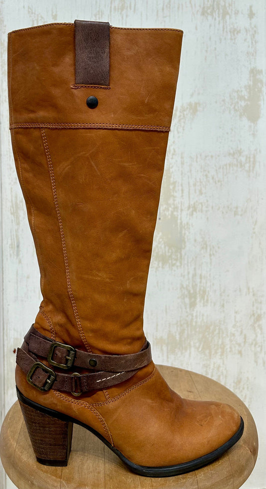 Women's Shoes - 37 EU (approx. 6.5 M US), No Visible Brand made in Spain, Caramel and Brown Leather Stacked Heel Tall Western Boot, Full Zip