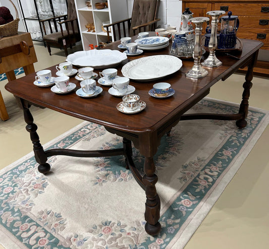 Local Pickup Only - Dining Table with leaf