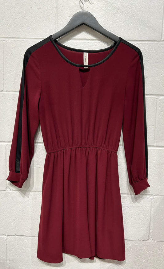 Women's M Dress, Burgundy Chiffon, Teenflo