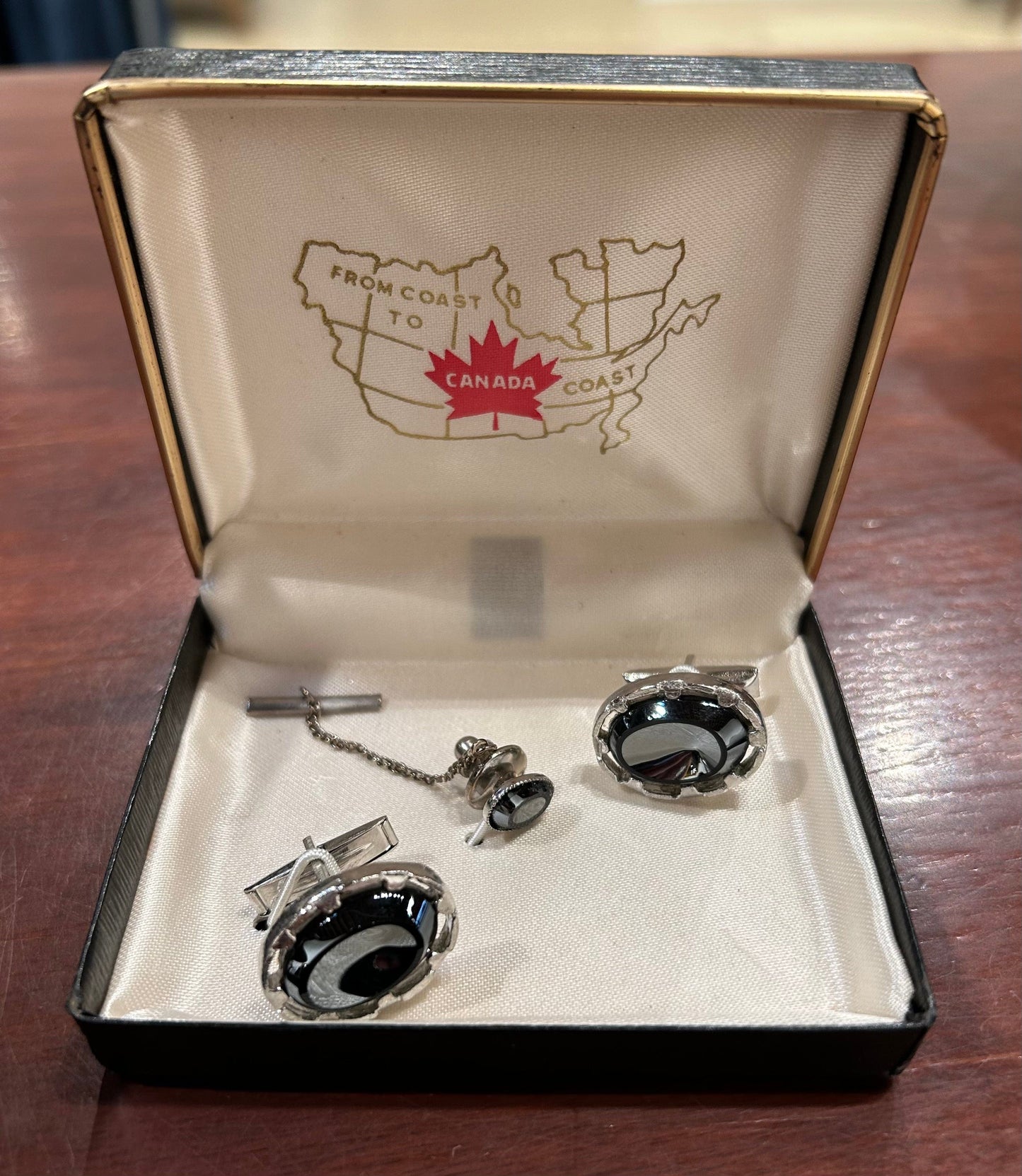 Vintage Eatons Cufflinks and Tie Pin in Box, Hematite and Silvertone