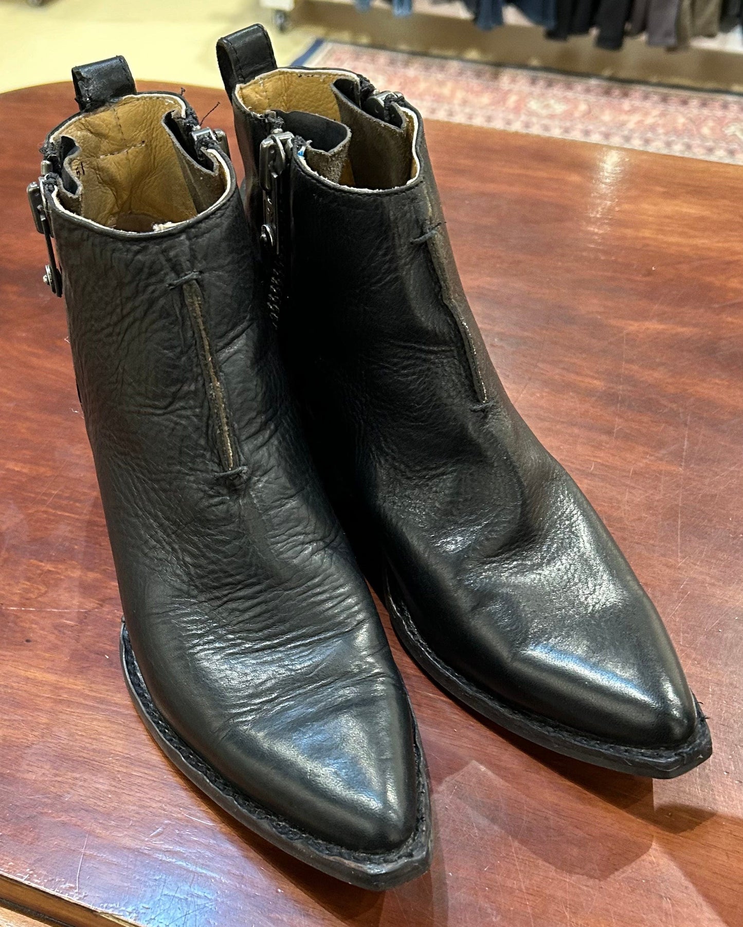 Women s Shoes 8 B Zip Ankle Boots Frye Sacha Moto Circularity Boutique