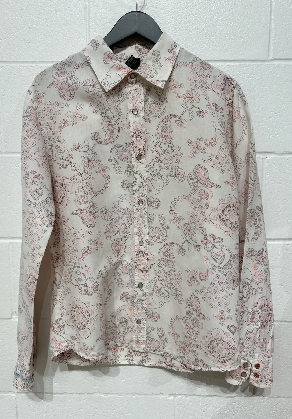 Men's L Linen-Cotton Shirt,  Long Sleeve, Snaps, Pink Western Paisley, Buffalo Jeans