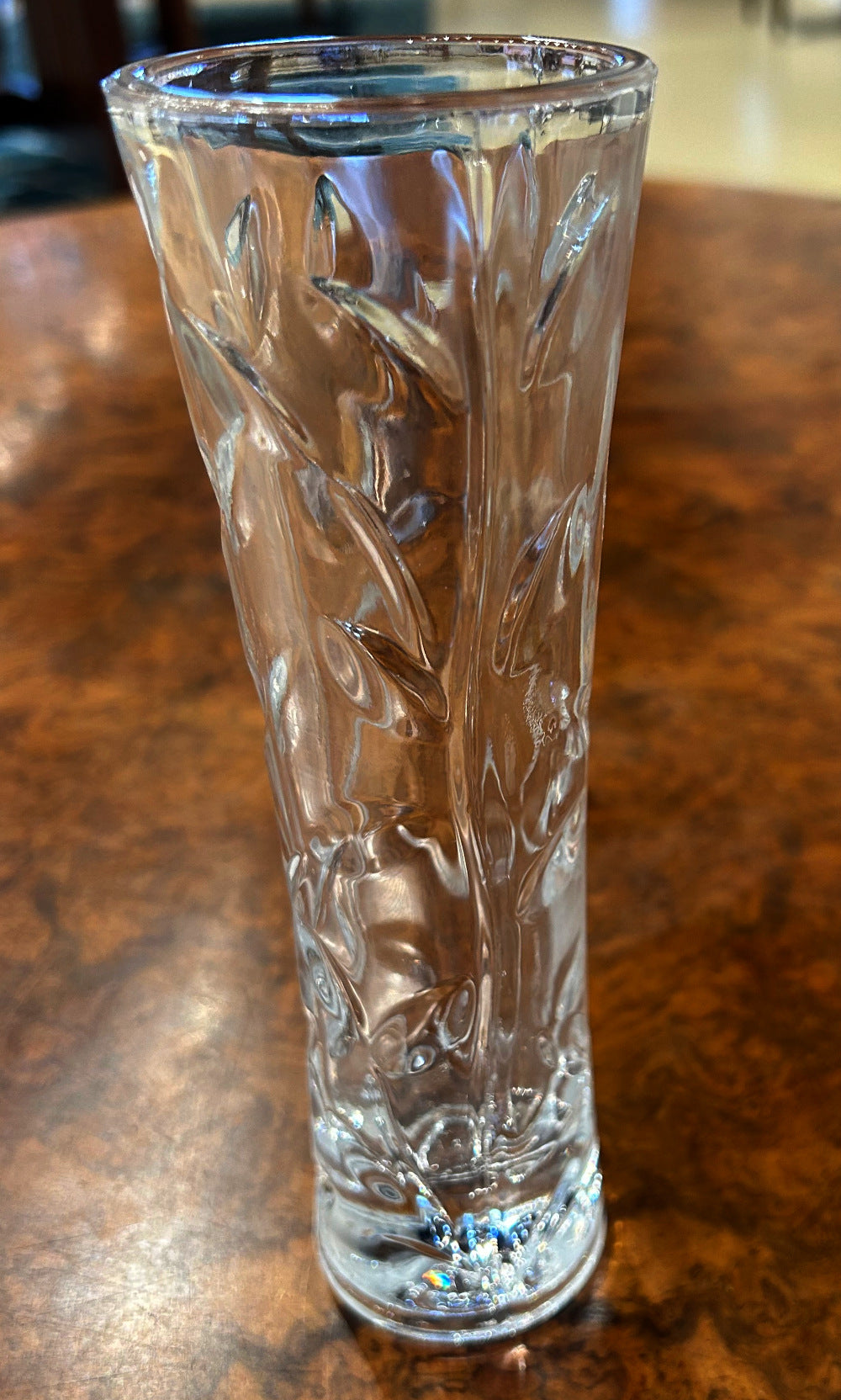 Local Pickup Only - Glass Flower Vase Stem Pattern