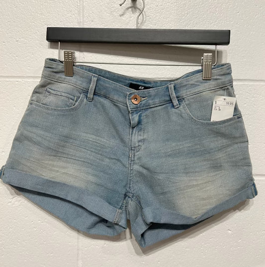 Women's 8 Shorts 2.5" Faded Denim, Rolled Hem, H&M New with Tags NWT