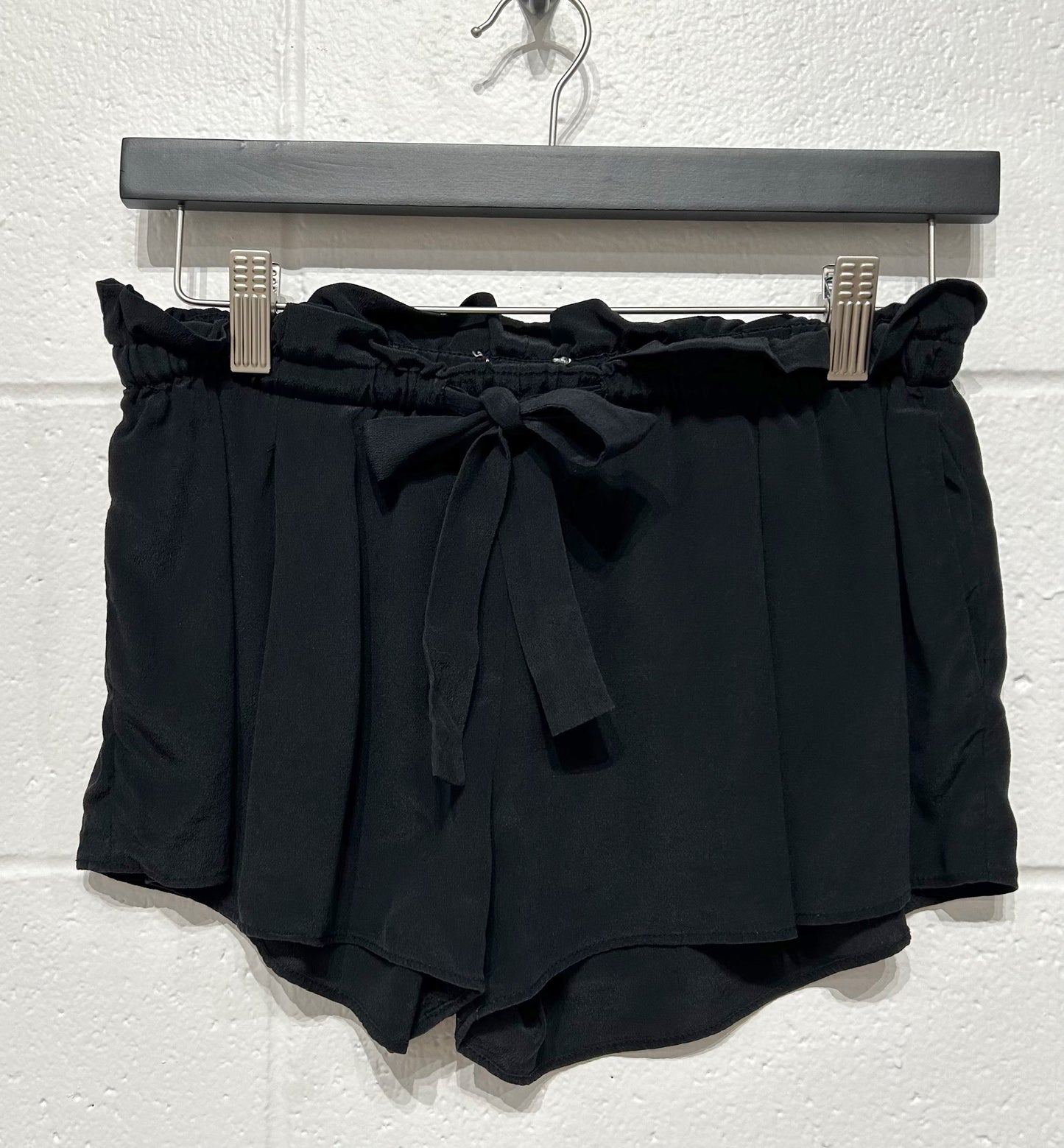 Women's S Shorts, Black Silk, Wilfred (Aritzia), Gathered Waist