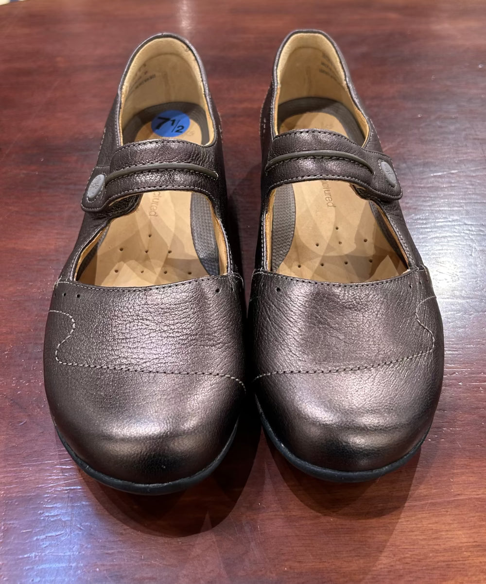 Women's Shoes - 7.5W US, Bronze Leather Mary Janes, Clarks Artisan