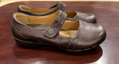 Women's Shoes - 7.5W US, Bronze Leather Mary Janes, Clarks Artisan