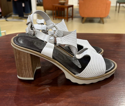 Women's Shoes Hispanitas - WN9-9.5 US/ 40EU White Leather Wooden Heel Sandals