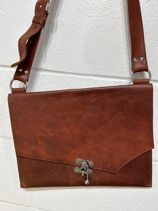 Caramel Brown Leather Shoulder Laptop Bag, Divina Denuevo