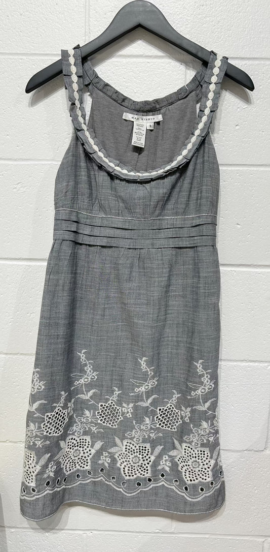 Women's Dress S, 100% Cotton, Sleeveless, Grey with White EmbroideryTrim, Max Studio