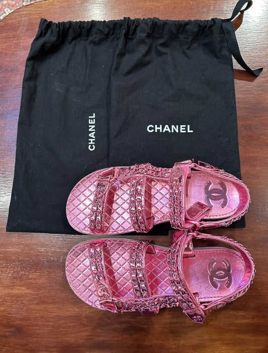 Women's Shoes - 37C EU/  6.5 M US, Chanel Metallic Pink Chain Velcro Sandals