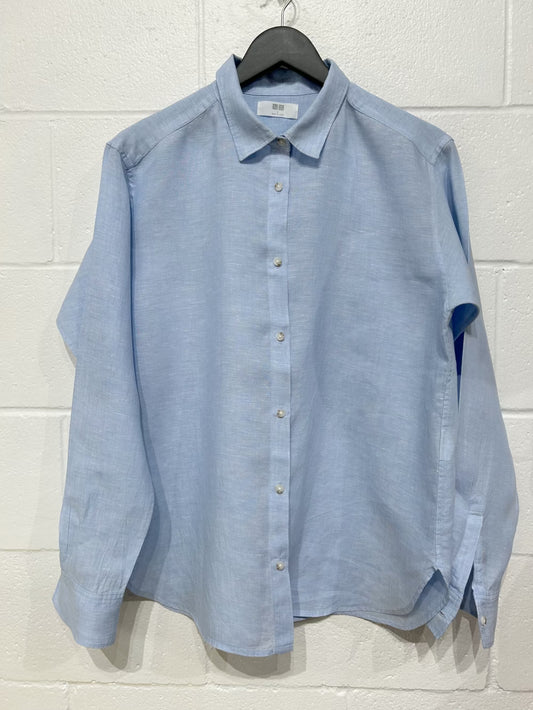 Women's L 100% Linen Shirt,  Long Sleeve, Button Up, Powder Blue, Uniqlo