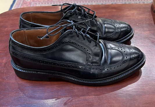 Men's Shoes - US 8 D  Allen Edmonds Lace-up Oxford, Brogued Wingtip, Black Leather Upper, Leather Sole