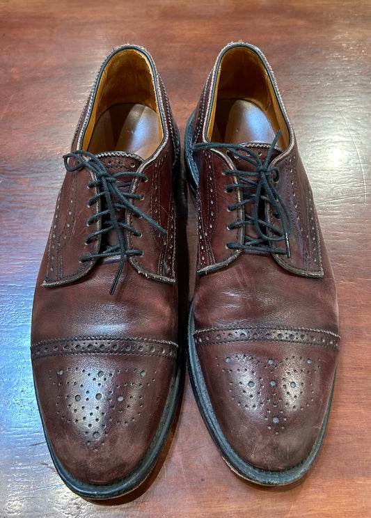 Men's Shoes - US 8 D  Allen Edmonds Lace-up Oxford, Brogued, Cap Toe, Burgundy Leather Upper, Leather Sole