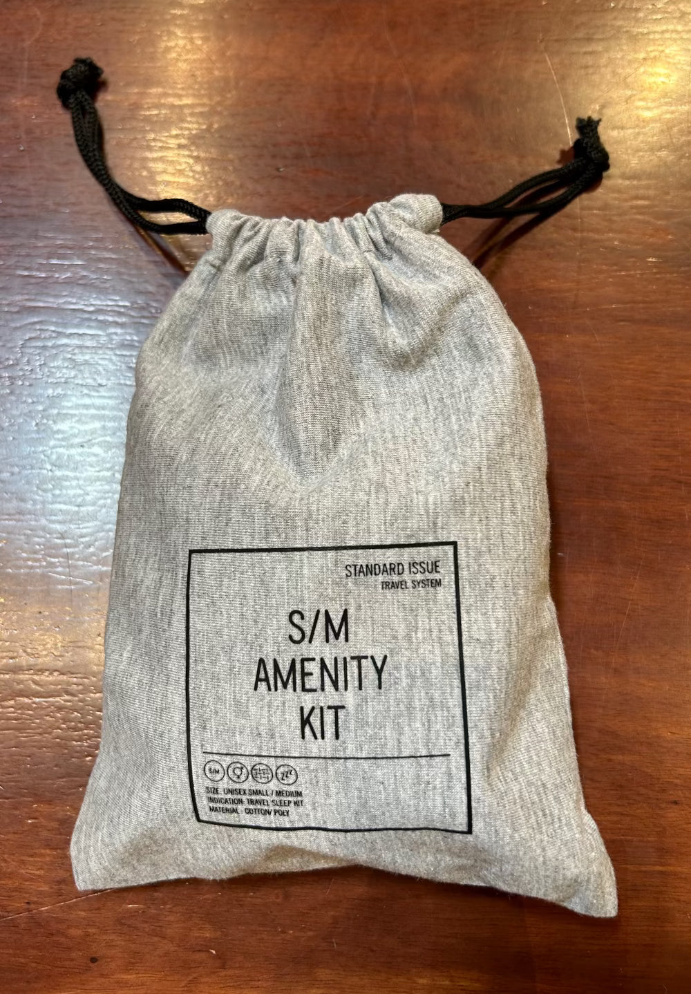 S/M Amenity Travel Kit: Sleep Mask, Slippers, Earplugs