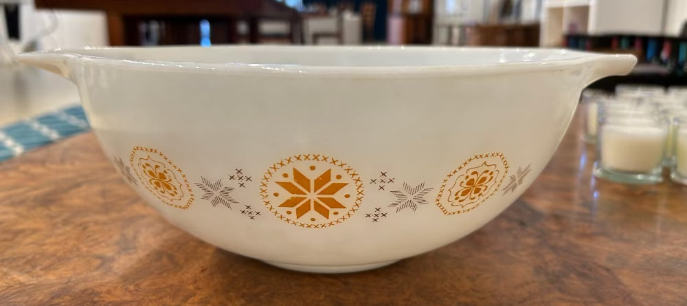 Local Pickup Only - Vintage PYREX Mixing Bowl Town and Country