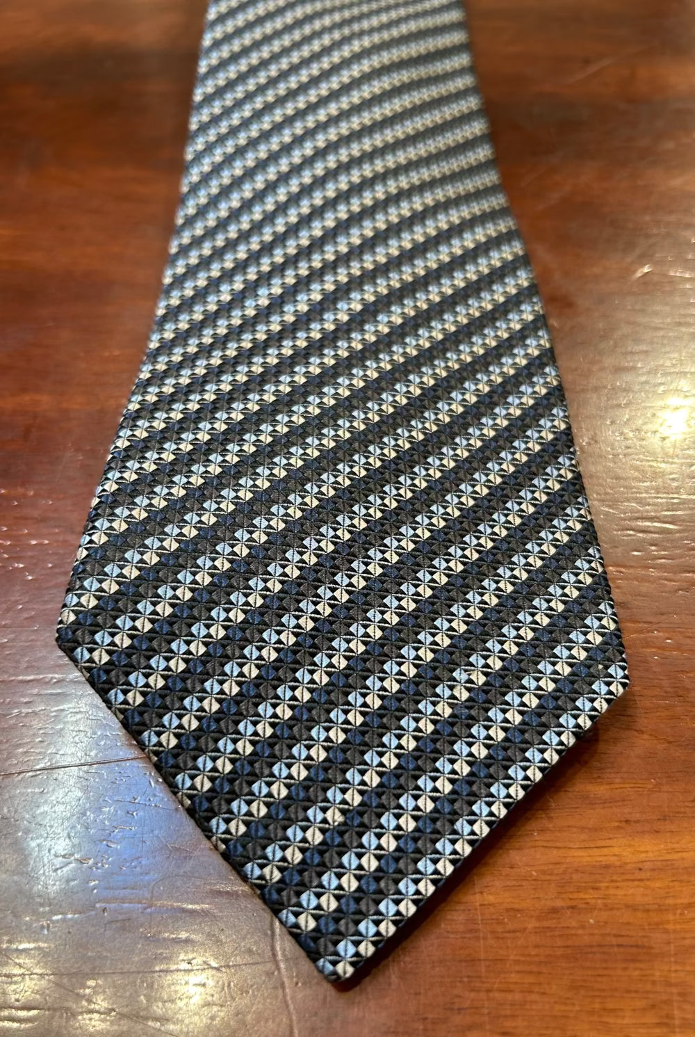 Paul Moretti 100% Silk Tie  Navy/Silver/Beige Geometric - Men's Ties