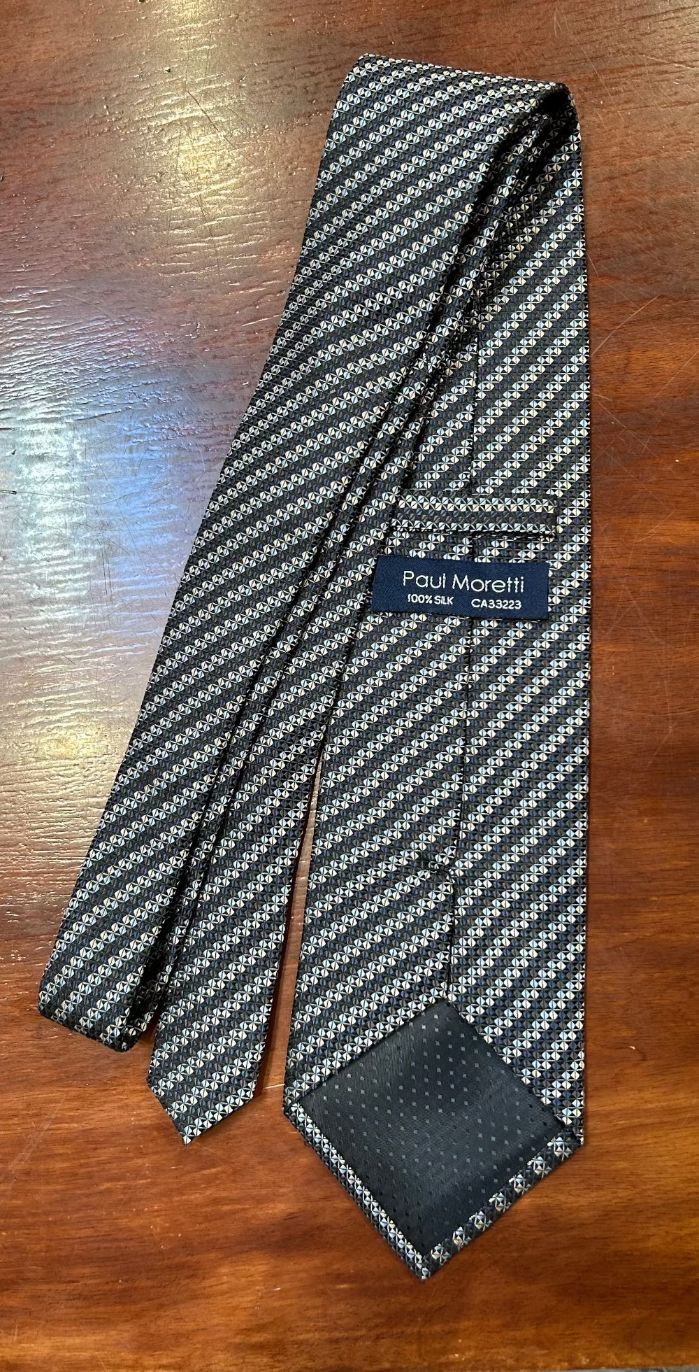 Paul Moretti 100% Silk Tie  Navy/Silver/Beige Geometric - Men's Ties