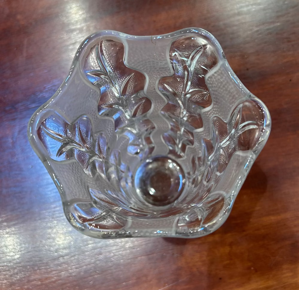 Local Pickup Only - Medium Wavy Leaf Vase Incised Glass Wavy Edge