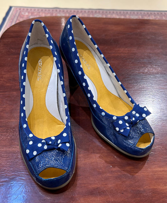 Women's Shoes - 7.5 US Aerosoles Blue Patent Dot Leather Heels